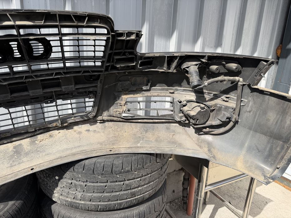 Предна броня зa Audi A6 4f, Ауди