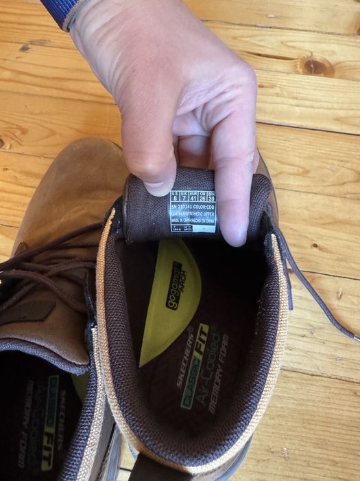 Обувки Skechers 41