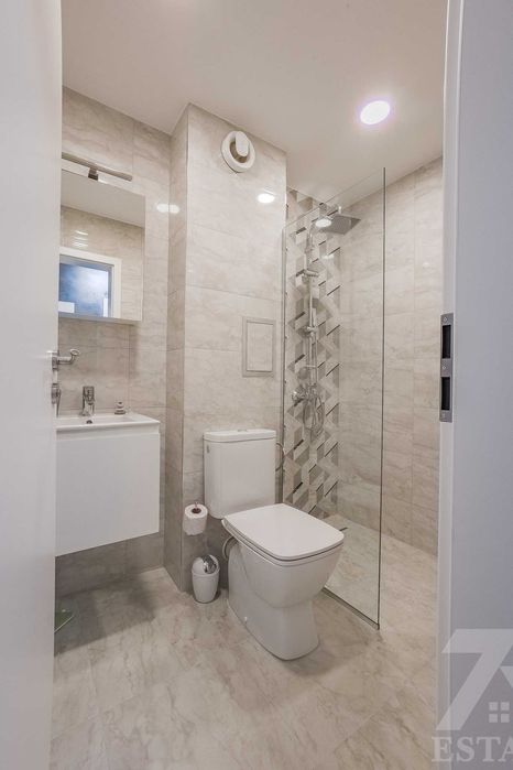 Дава се под наем Двустаен апартамент в Божурище - 58 кв.м за 715 € - Снимка #11