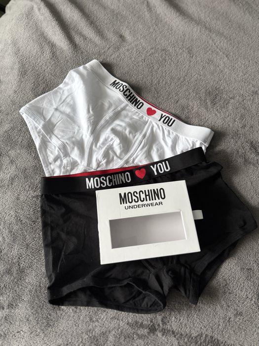 Moschino Love you set 2 boxeri alb si negru marimea S noi originali