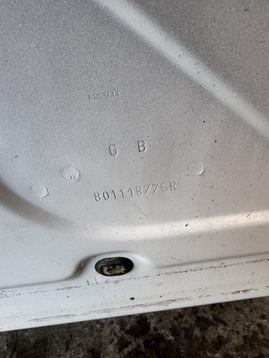 Предна лява врата за Рено Трафик/Renault Trafic