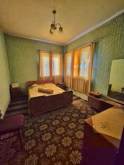 Къща в Тетевенски Балкан / с.Гложене/ !