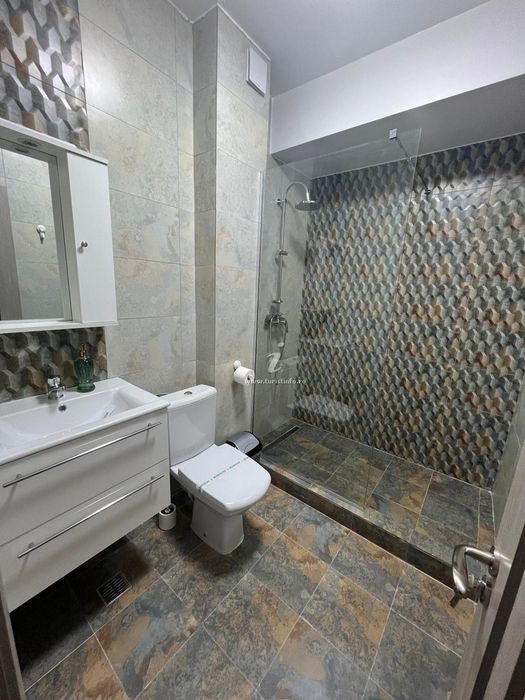 Garsoniere și apartamente de inchiriat