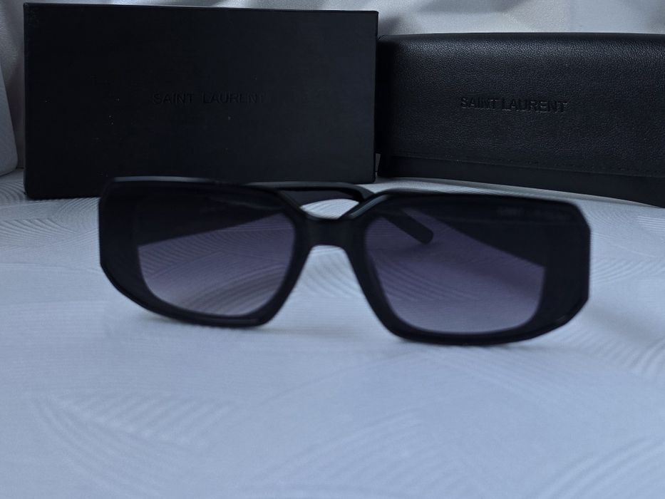 Дамски слънчеви очила правоъгълни 2 цвята черни