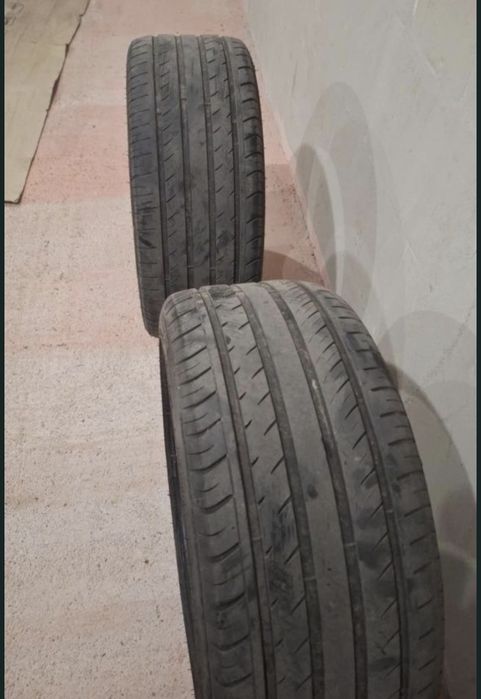 Гуми  R18 245/40/18