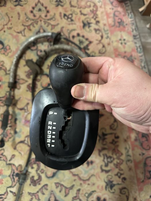 Селектор и тросы  акпп Вито 638