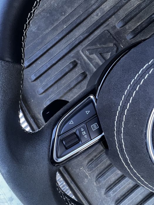 Волан с пера за Audi