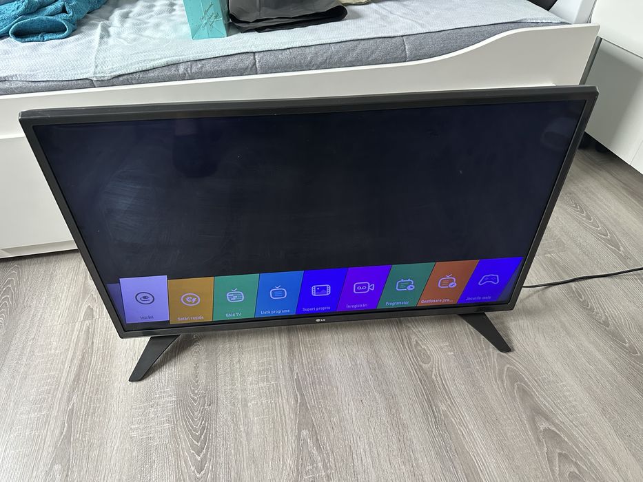 Televizor LG 81 cm diagonala