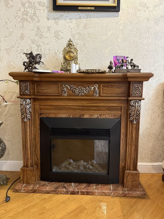 Продаю электрокамин