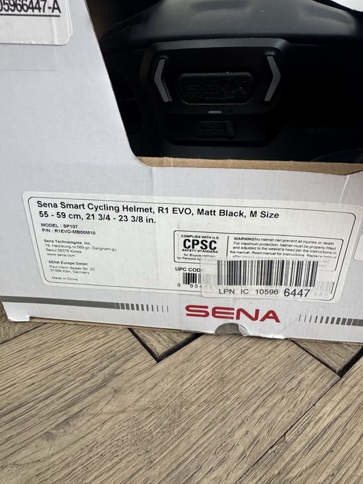 Vand 2 casti pentru biciclete Sena R1 si R1 Evo noi