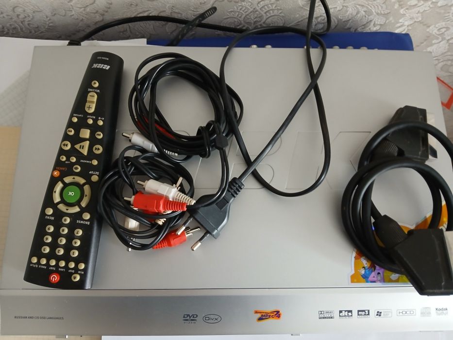 Продается DVD плейер