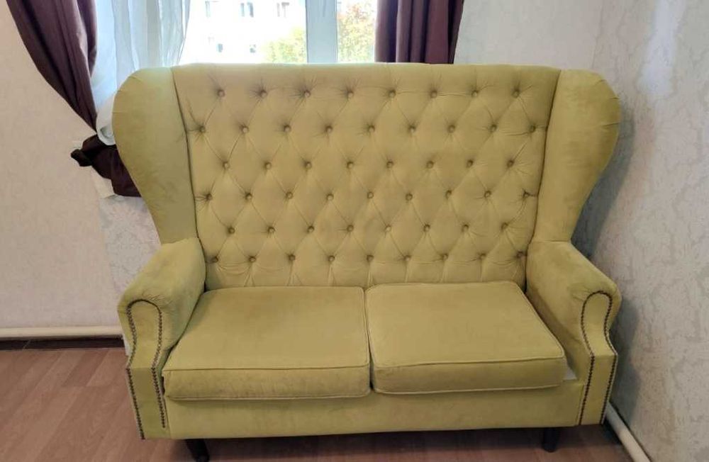 Продаются барные стулья, диваны, кресла для кафе