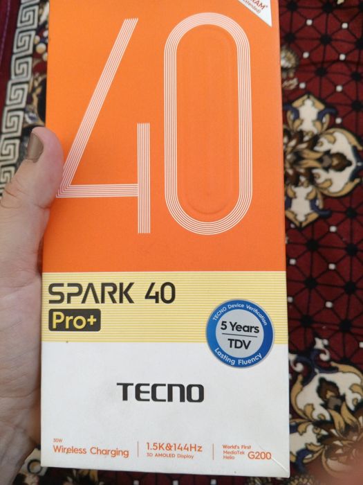 Texno Spark 40 pro 256+8gb