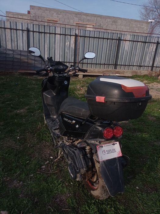 Мопед, бумер новый