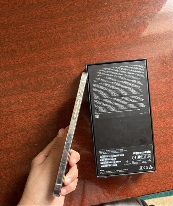 Iphone 12 pro max сатылады