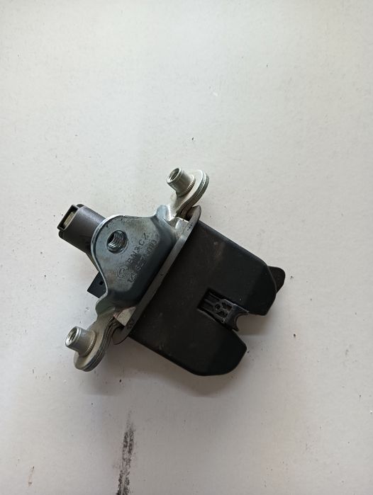 Broasca Haion Skoda Octavia Ii Combi 1Z5 2004 - 2013 1Z5827501D