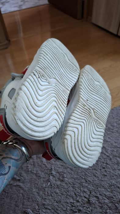 Adidasi gryxx 42