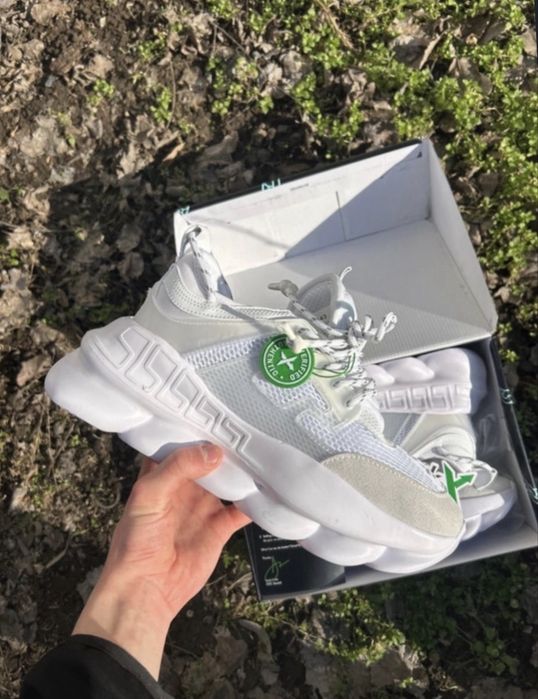 Versace Chain Reaction