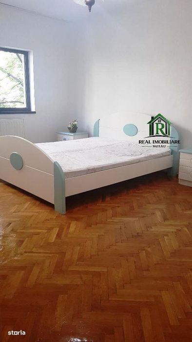 Apartament 4 camere - 100mp- zona Unirii !