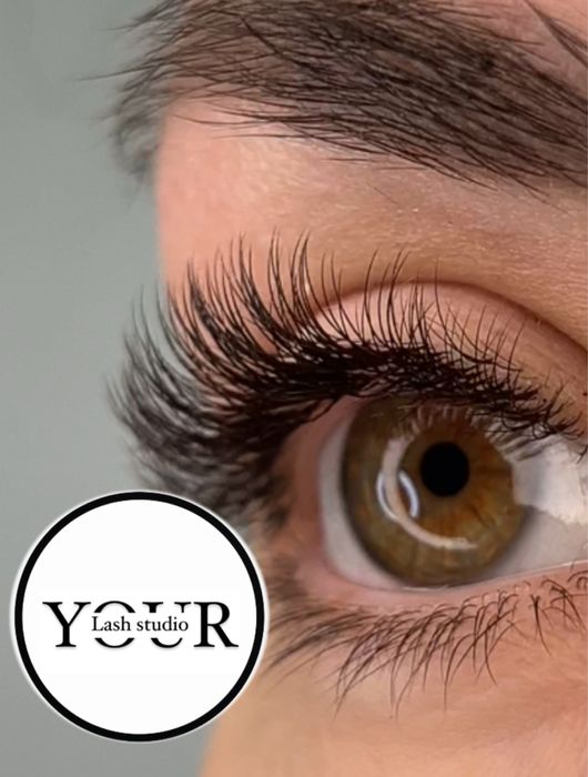 Мастер наращивания ресниц