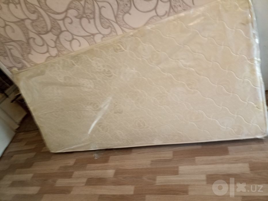 матрас, ортопедический, в отличном состоянии,