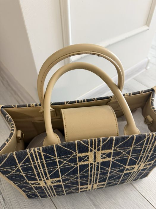 Чанта Elisabetta franchi