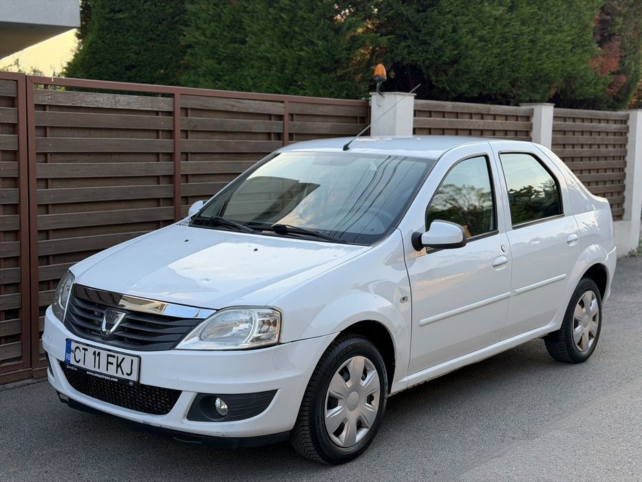 DACIA Logan