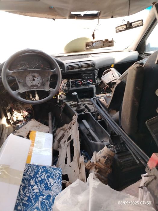 Продам  BMW 520.