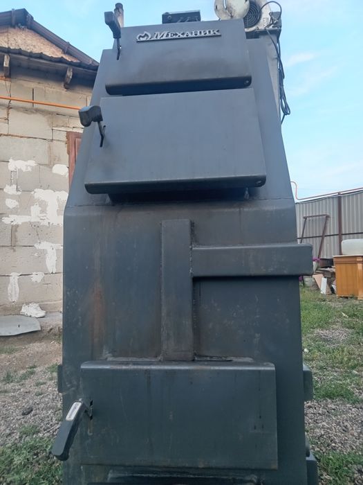 Продам твёрдо топливной катёл пос.Талапкер