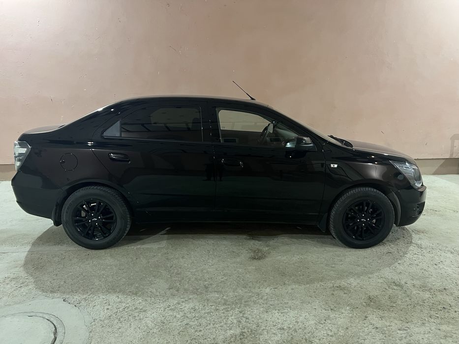 Chevrolet Cobalt 2025 — 3