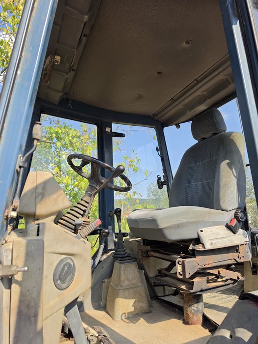 Buldo-excavator Fai  Komatsu 266D