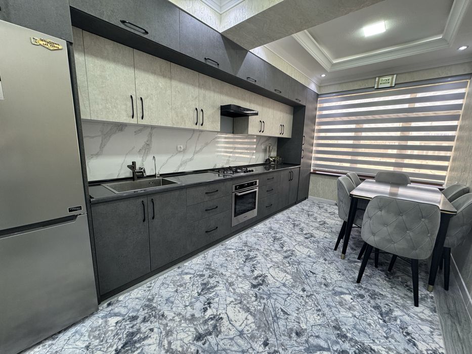 КВАРТИРА сотилади узимники LUX