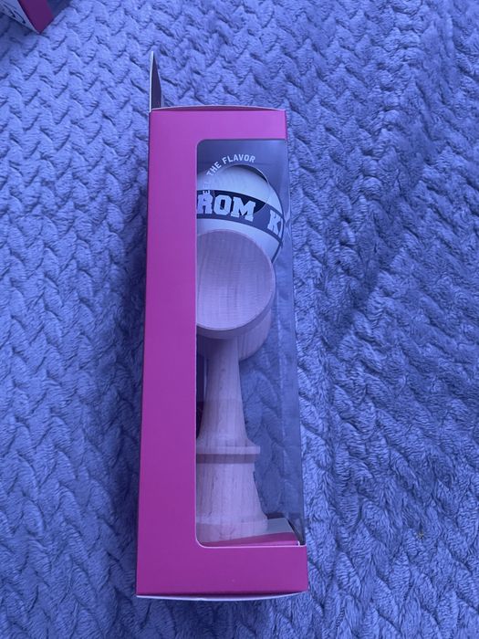 Kendama Krom Strogo Neapolitan