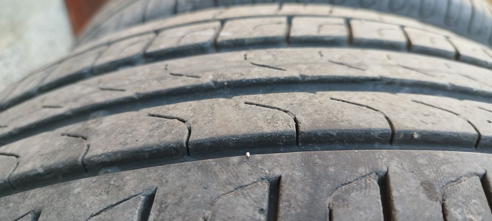 245 50 18 Pireli Cinturato P7 run flat