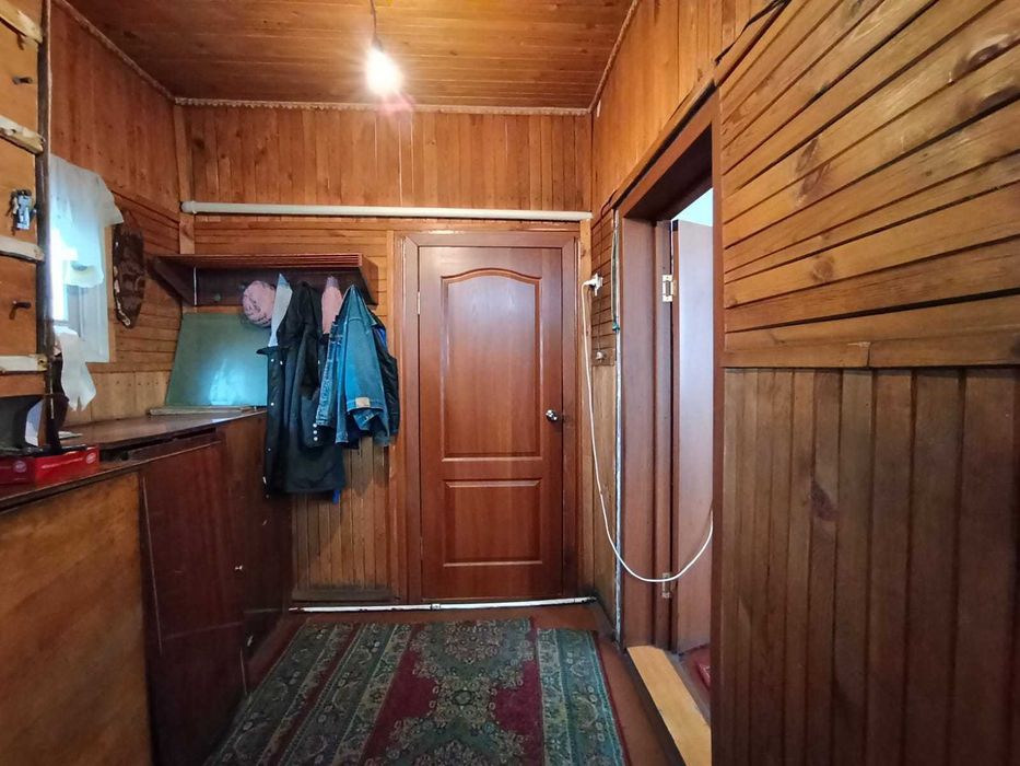 Продаю 4 комнатный дом в Пришахтинске.