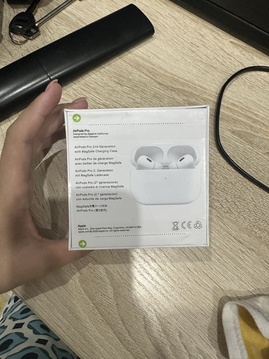 Продаю air pods pro 2