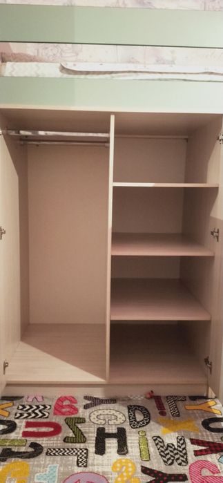 Продам детскую кровать -шкаф