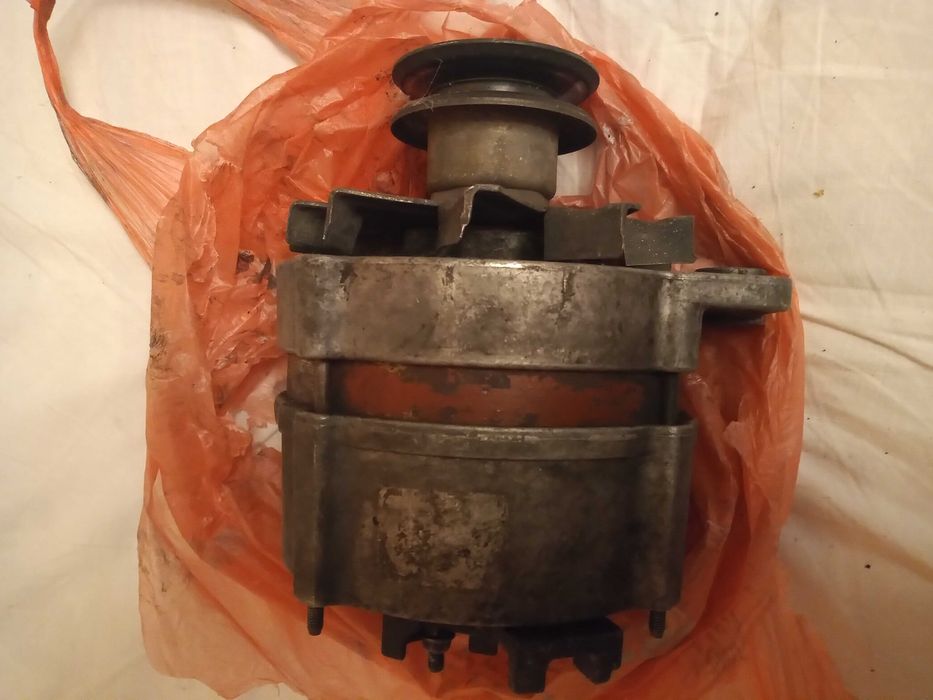 Авточасти за Ауди 80