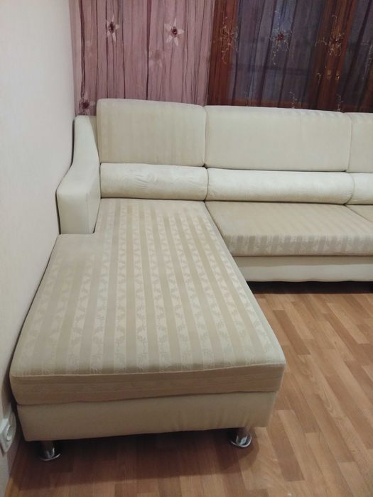 Продам диван и кресло б/у.