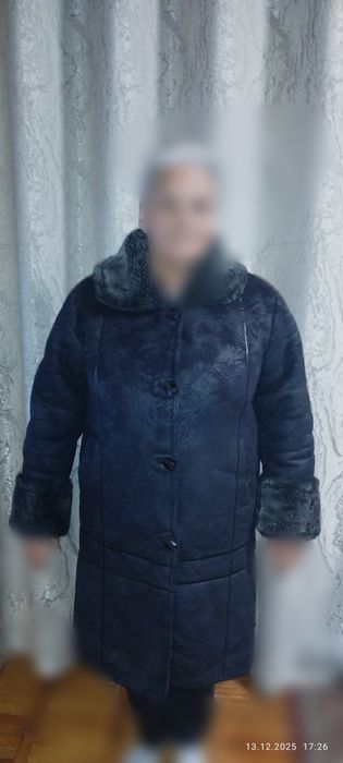 Дубленка женская, искусственный мех. Б.у. 52-54размер