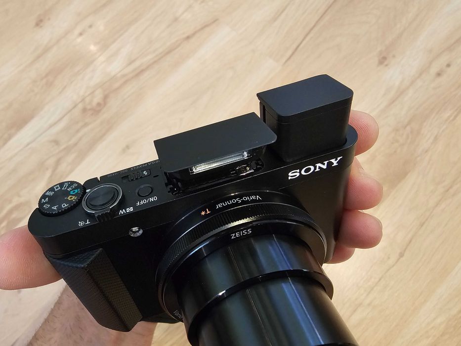 SONY Cyber-shot DSC-HX90