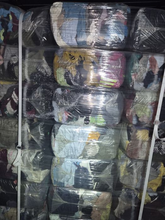 Carpe bumbac 10kg.Tricouri,bluze-taiate-fara fermoare-100% absorbante.54 sac/palet.Pret+tva doar paletizat.
