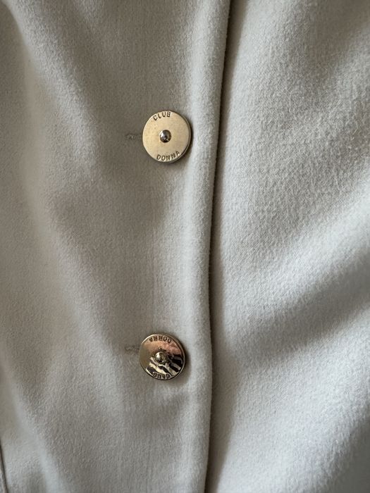 Шикарное стмльное пальто