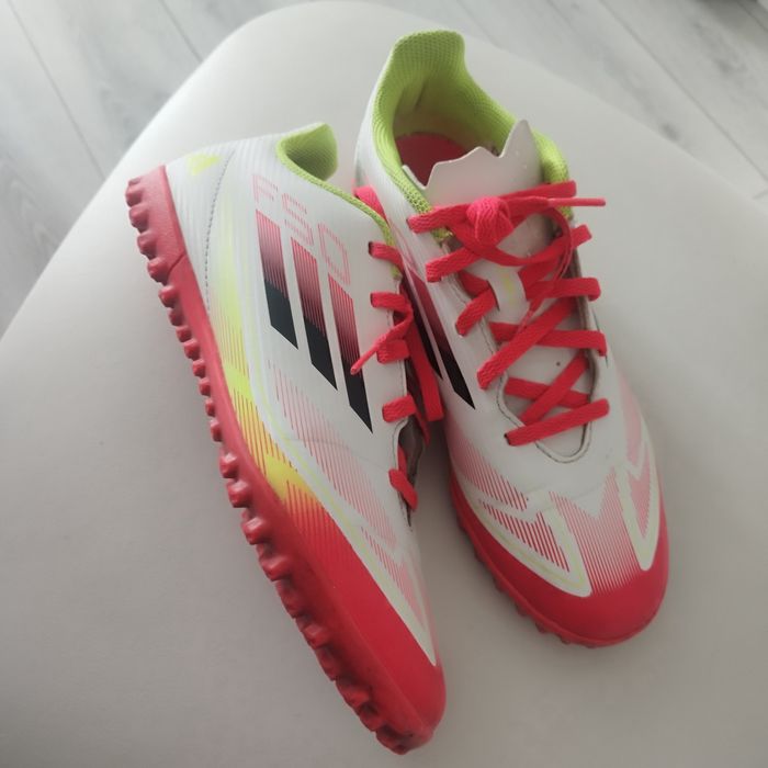 Сороконожки футбольные 38р.