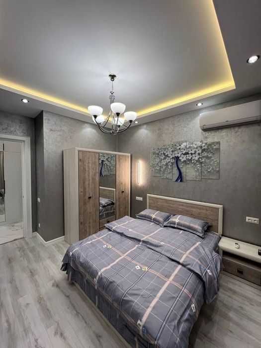 • Махтумкули • ЖК Poytaxt •2-комн • 70м2 • этаж 2/10 [AL021]