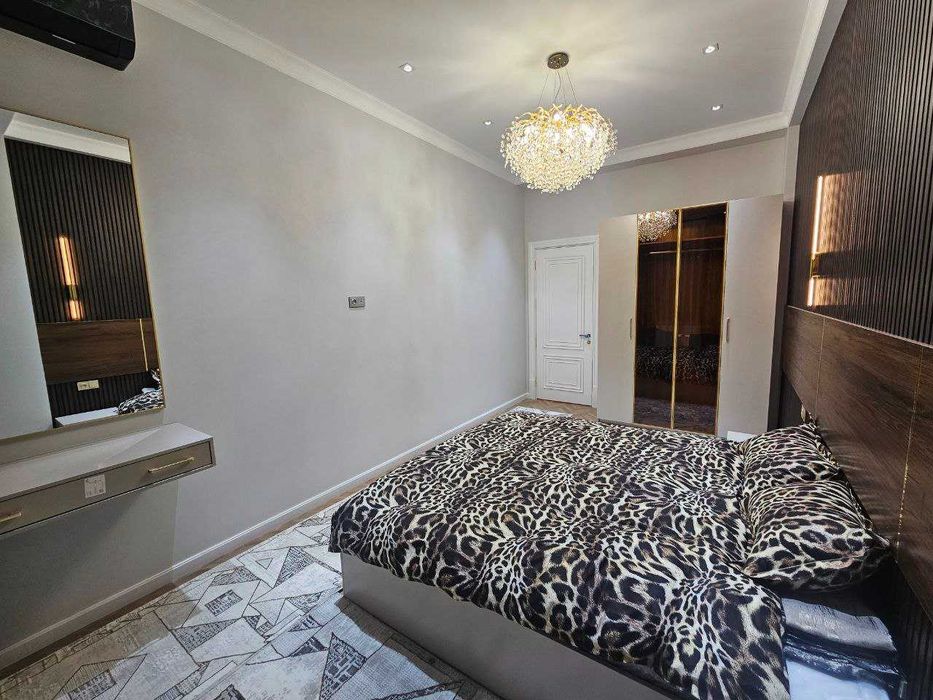 "Yakkasaroy Shota Rustaveli rOYAL hOUSE 2XONALI KVARTIRA 9/10 54m2"