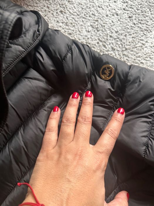 Яке Michael kors оригинал ново