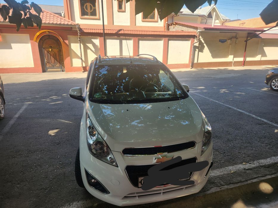 Продаю автомашину Спарк