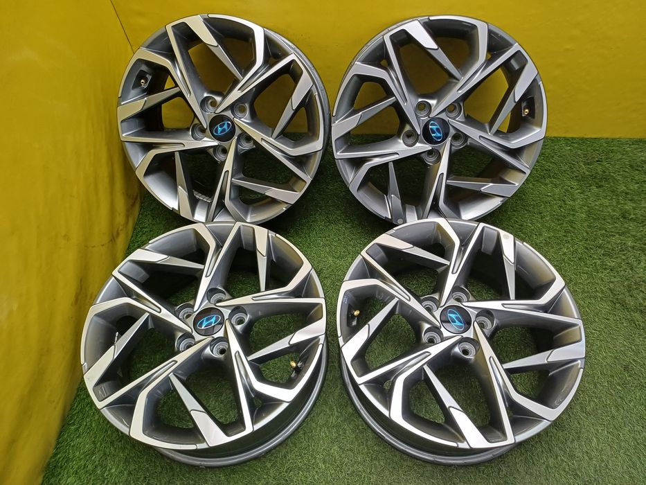 Диски R17 5x114.3 на Hyundai