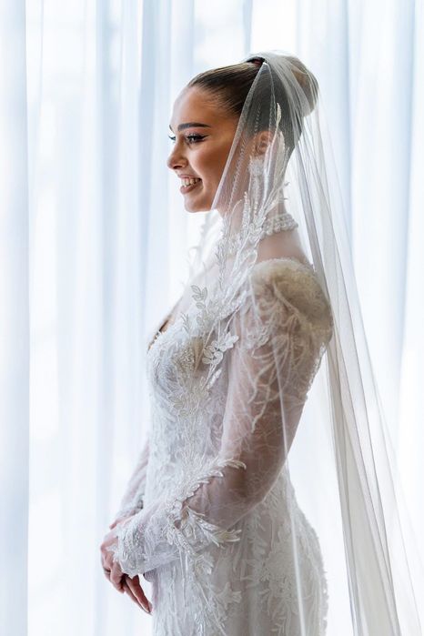Rochie de mireasă + voal Pronovias